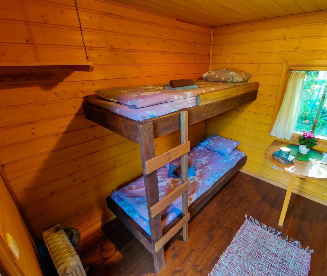 Отель Atsikivi Puhketalu Хяядемеесте Экстерьер фото