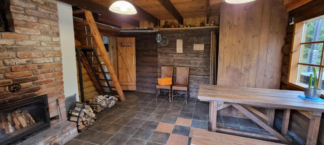 Отель Atsikivi Puhketalu Хяядемеесте Экстерьер фото