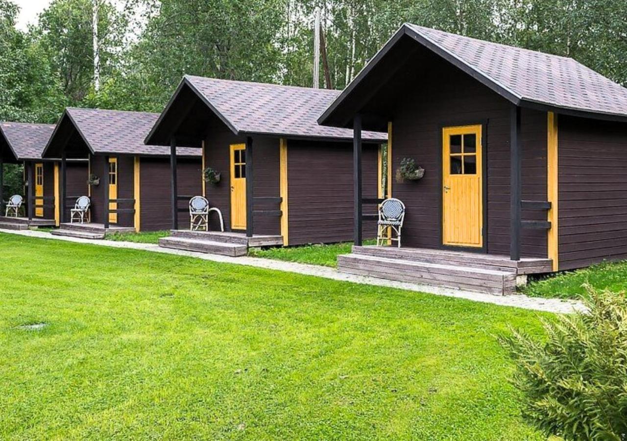 Отель Atsikivi Puhketalu Хяядемеесте Экстерьер фото
